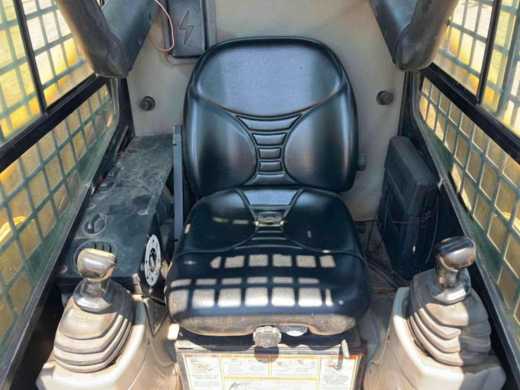 2003-caterpillar-277-image-26