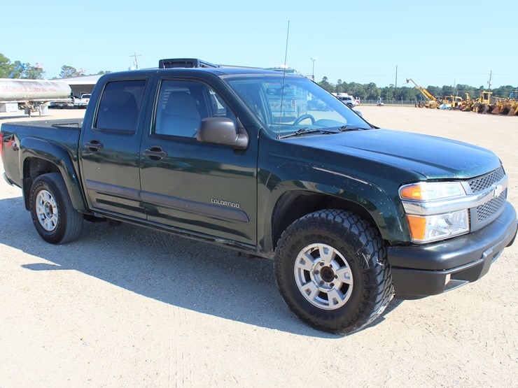 2004-chevrolet-colorado-image-2