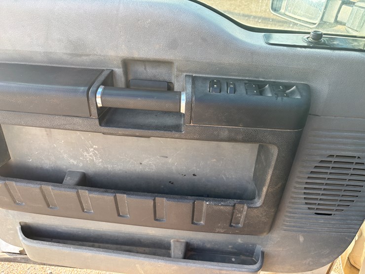 2012-ford-f250-image-11
