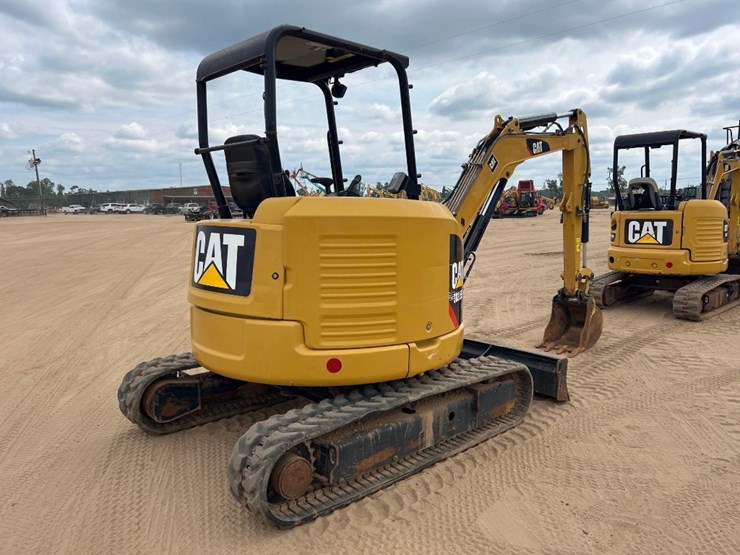 2020-caterpillar-303.5e2-cr-image-4