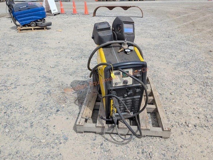 esab-mig-master-280-pro-welder-image-4
