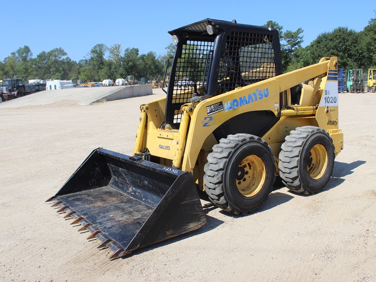 komatsu-sk1020-image-1