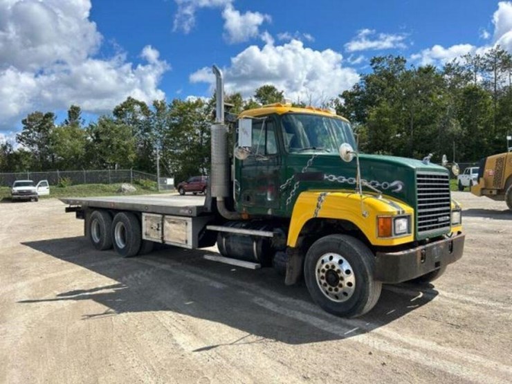 1999-mack-ch613-image-2