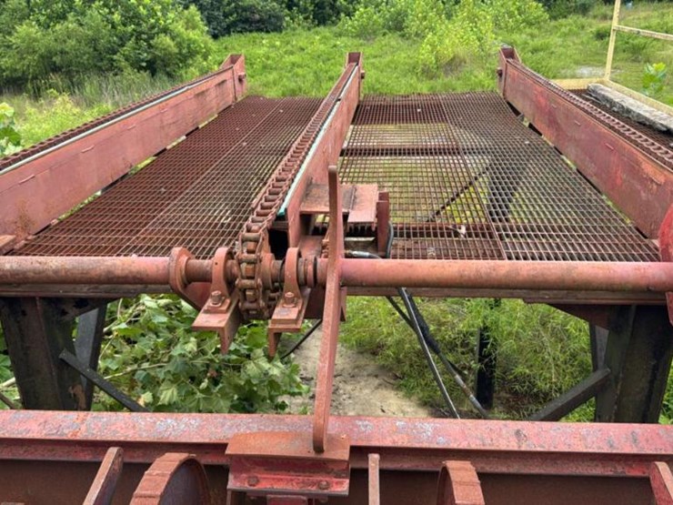 #112-•-mellott-log-deck-image-1