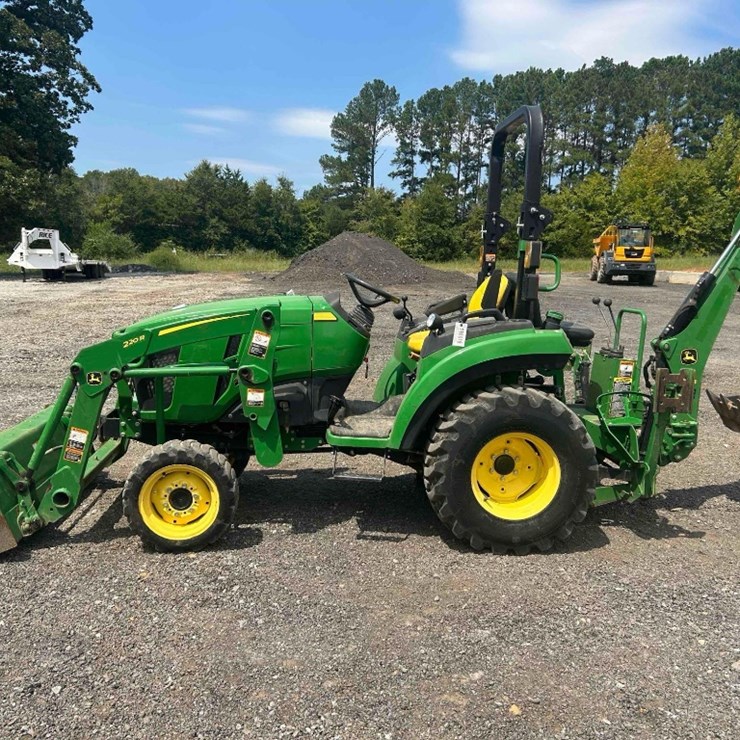 2021 JOHN DEERE 2032R