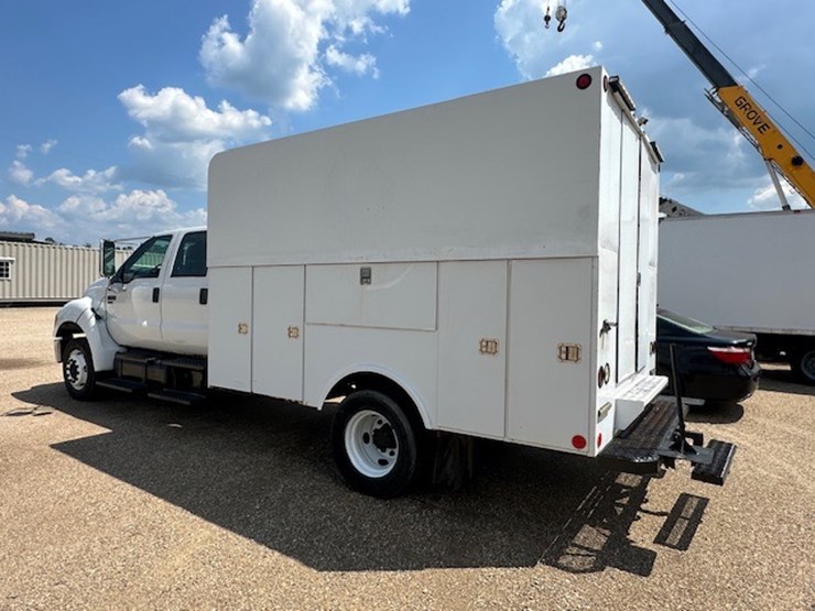 2009-ford-f650-image-4