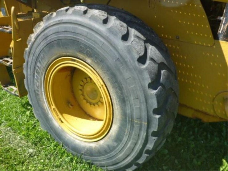 caterpillar-930k-image-54