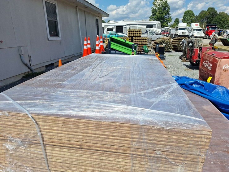qty-(25)-sheets-3/4"-4'x8'-sheets-cabniet-grade-plywood-image-4