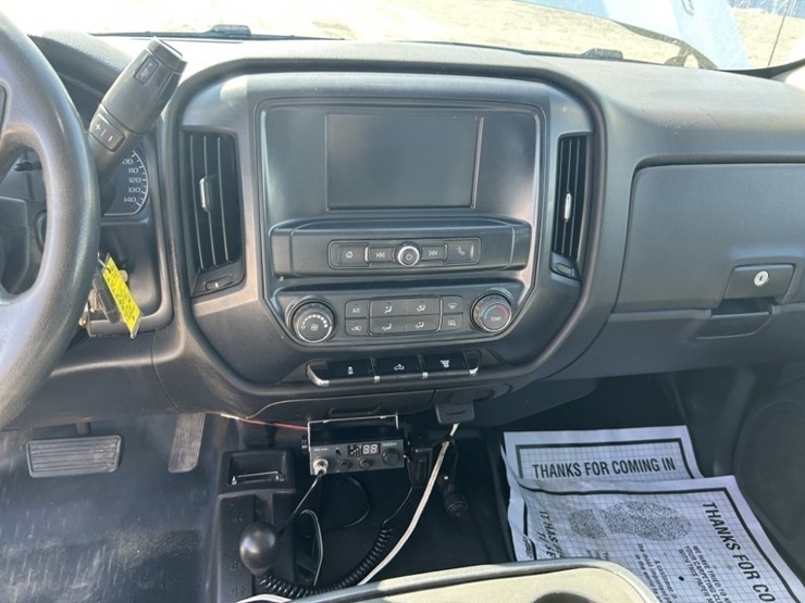 2018-chevrolet-silverado-2500-image-16