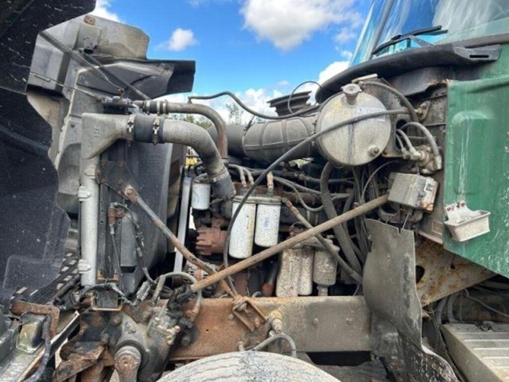 1999-mack-ch613-image-50