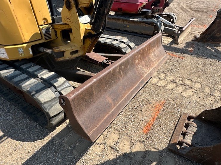 2012-caterpillar-305e-cr-image-40