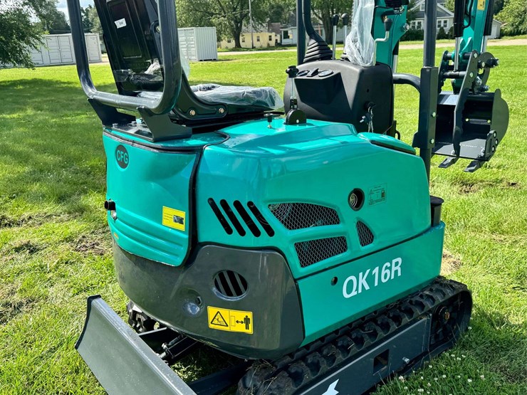2025-cfg-industrial-qk16r-mini-excavator-...-unused-image-7