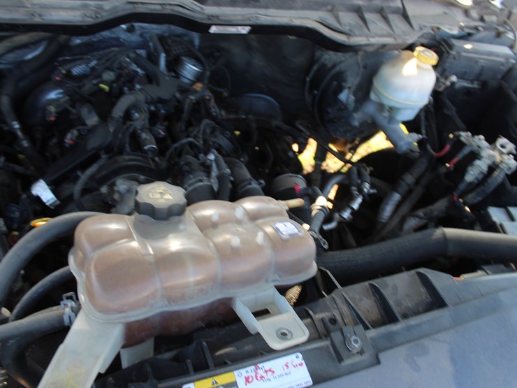 2015-dodge-1500-image-13