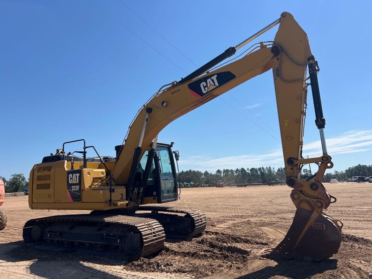 2017-caterpillar-323fl-image-6
