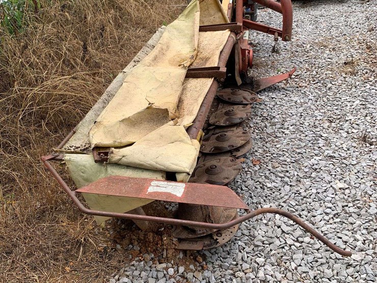 new-holland-452-image-3