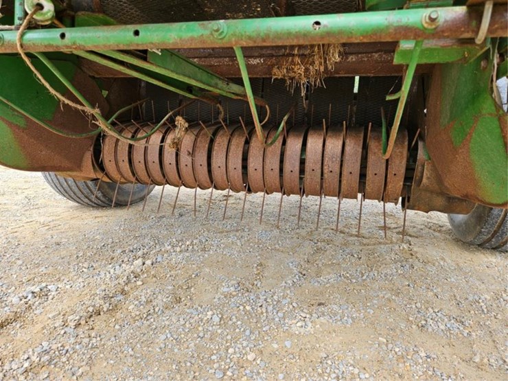 john-deere-435-image-36