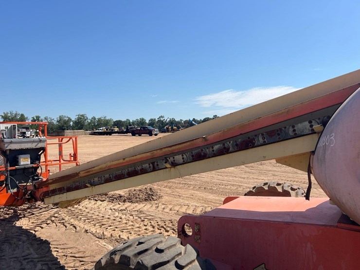 2007-jlg-600s-image-22