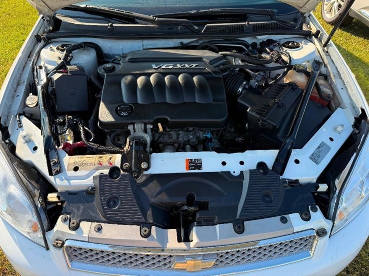 2012-chevrolet-impala-**salvage-title,-actual-image-11