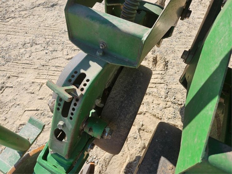 john-deere-1530-image-30