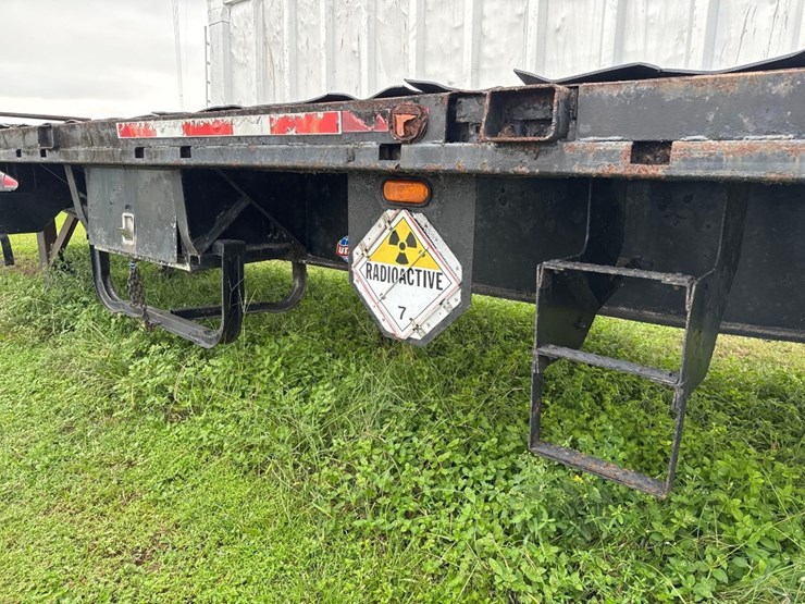 1996-utility-flatbed-image-12