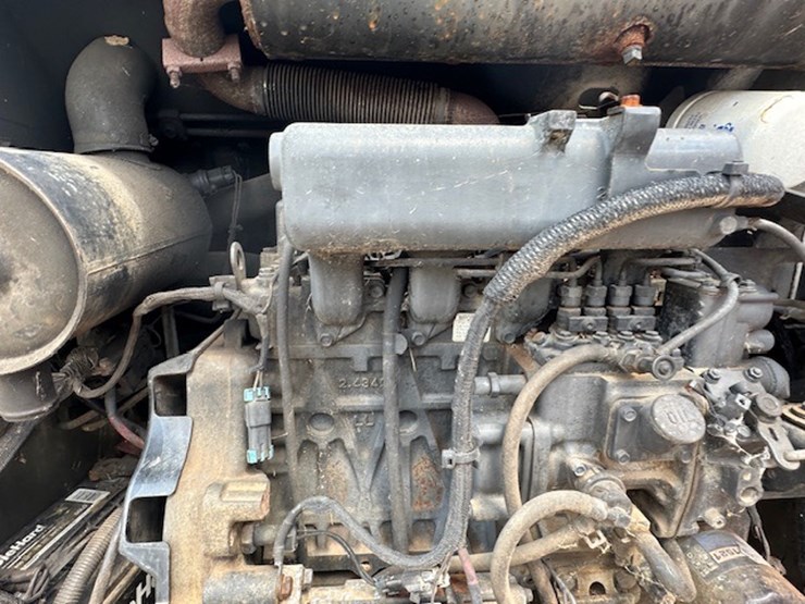 bobcat-t180-image-36