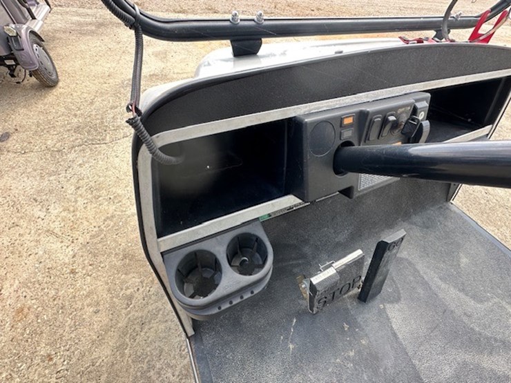 #64-•-carryall-100-battery-cart-image-25