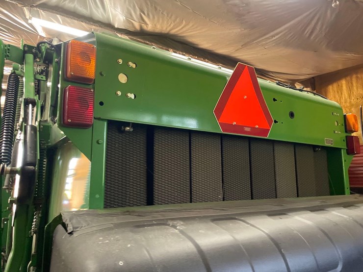 john-deere-560r-image-42