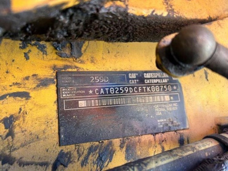 2014-caterpillar-259d2-multi-terrain-loader-cat025-image-8