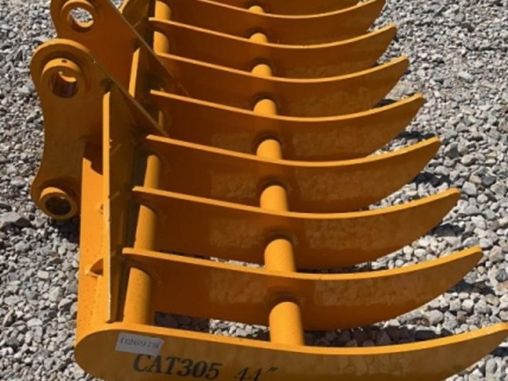 caterpillar-305-image-2