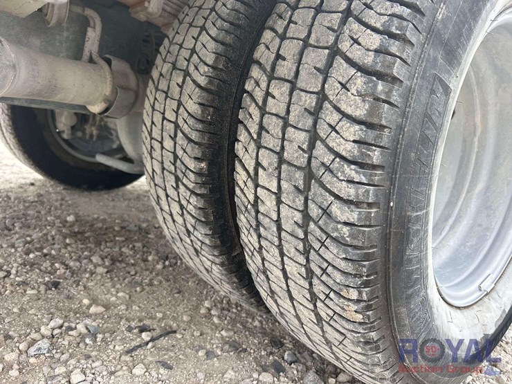 2018-ford-f350-image-30