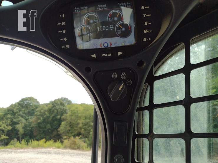 2014-bobcat-t590-image-8