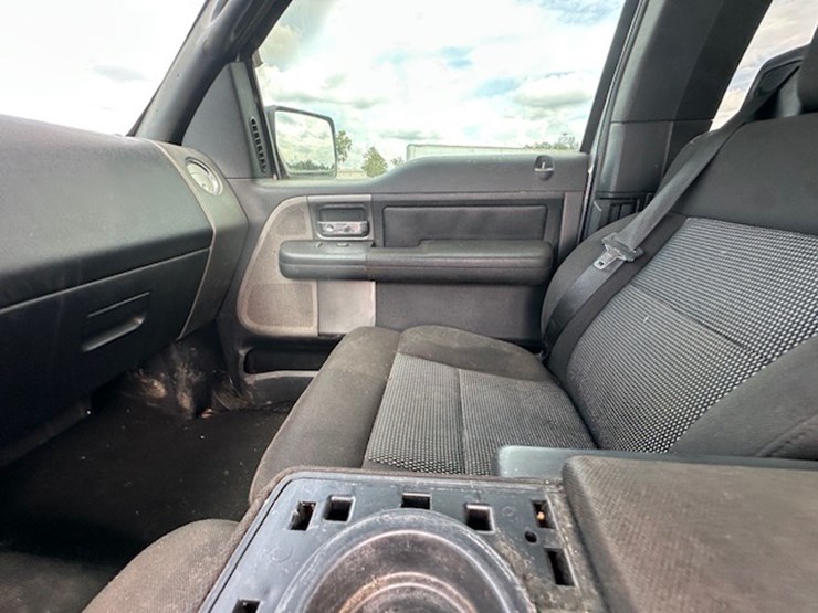2004-ford-f150-image-38
