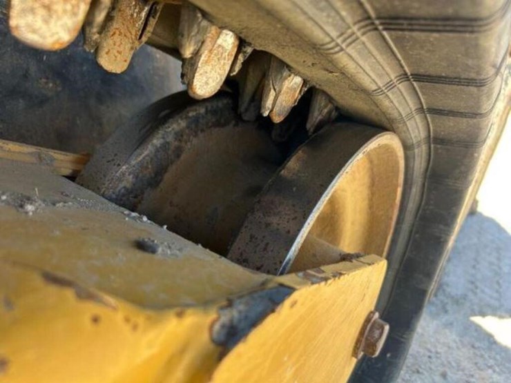 2014-caterpillar-259d2-multi-terrain-loader-cat025-image-29