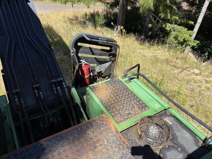 2013-deere-2954d-image-31