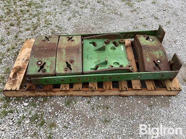 john-deere-10-image-4