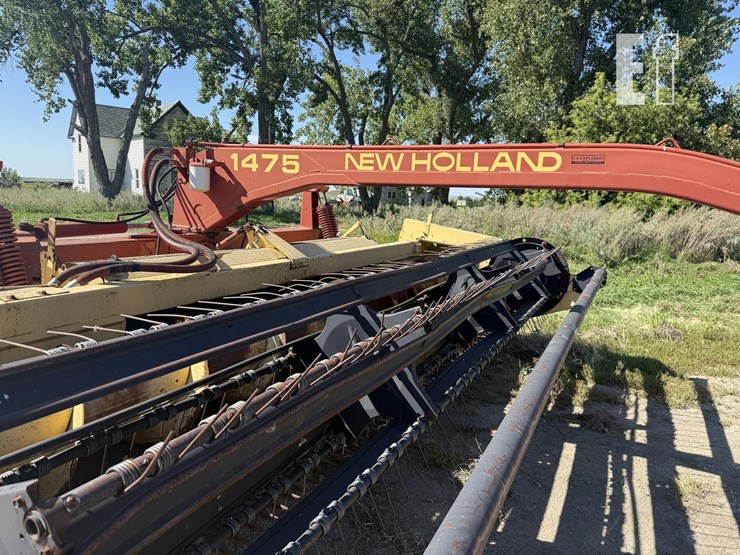 new-holland-1475-image-2