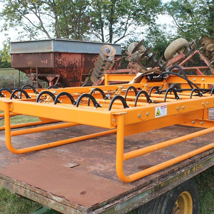 HAY ACCUMULATOR GRAPPLE