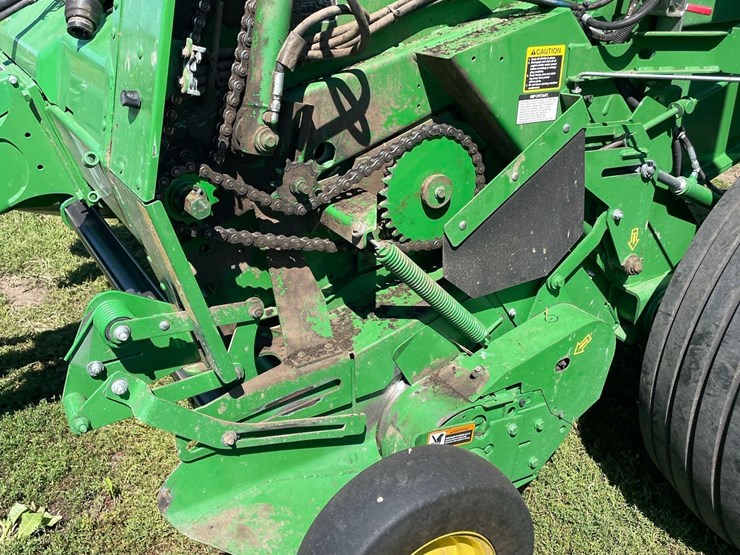 2019-john-deere-560m-image-31