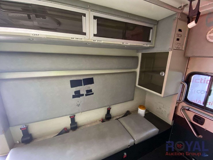 2015-international-durastar-4300-image-15