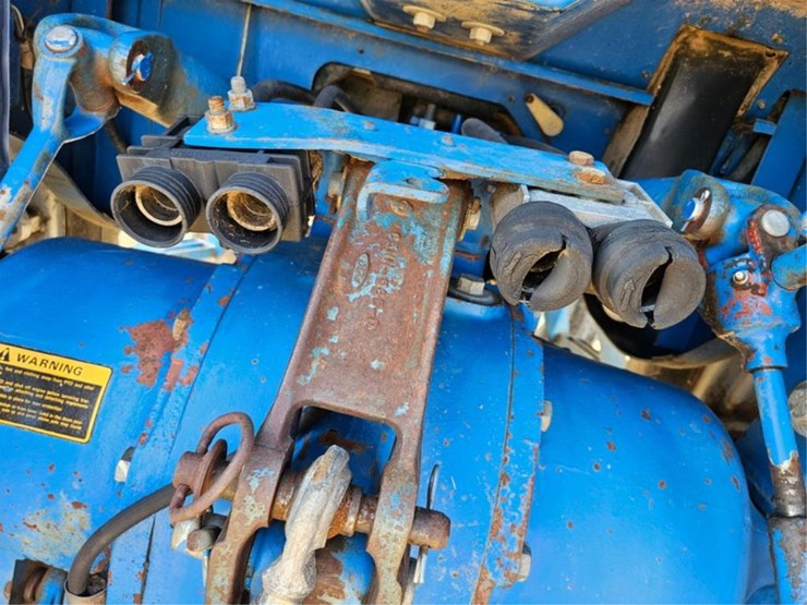 ford-4600-image-16