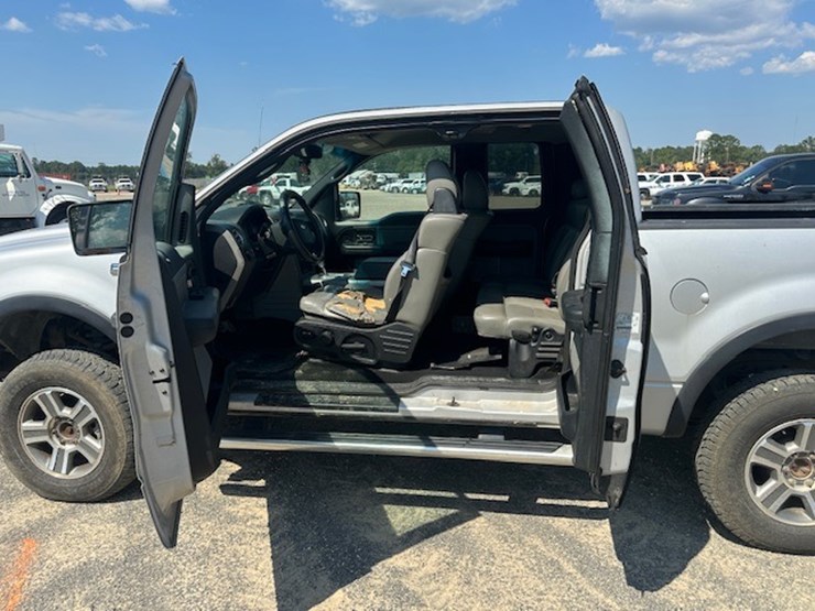 2004-ford-f150-image-22