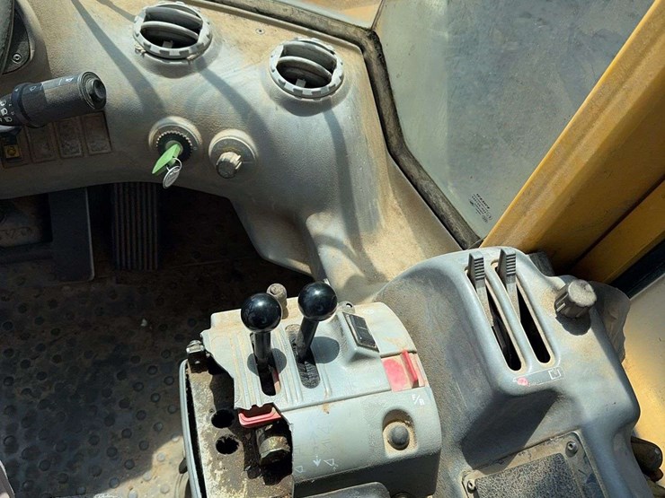 2006-volvo-l70e-image-17
