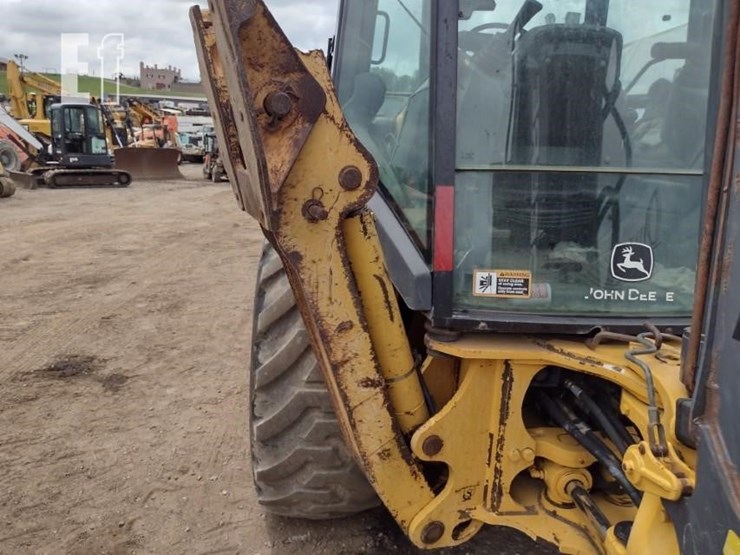 2007-deere-310sj-image-29