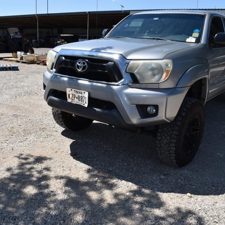 2014 TOYOTA TACOMA
