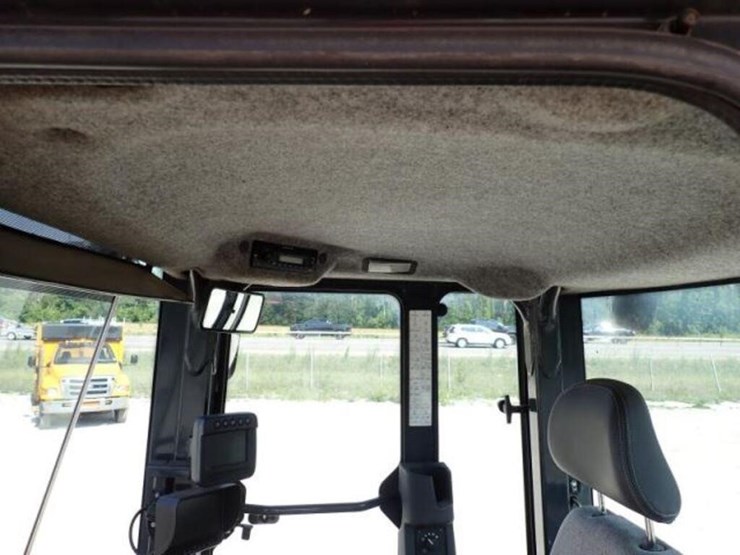 2009-deere-644k-image-19