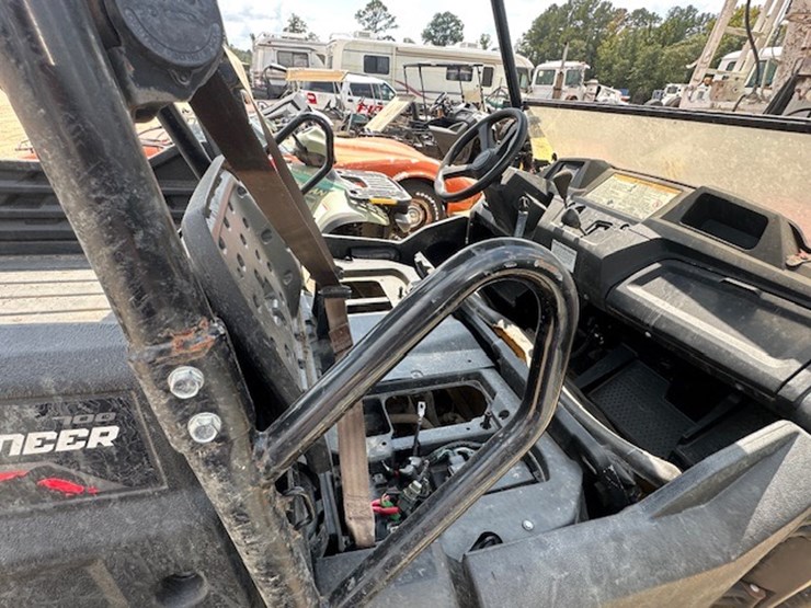2020-honda-pioneer-700-image-33