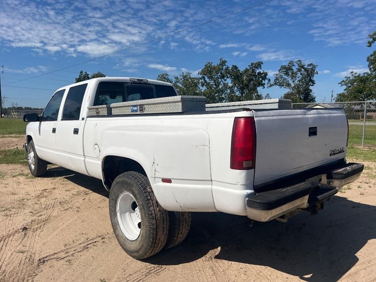 1994-gmc-sierra-3500-image-2