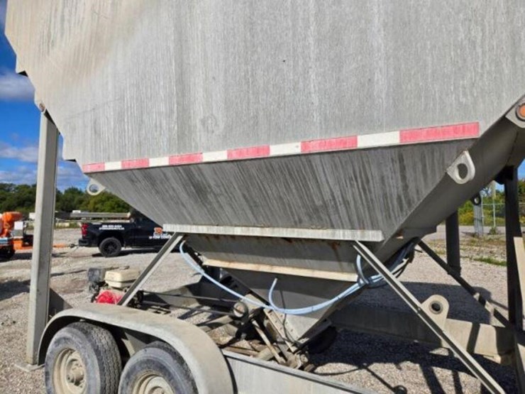 2014-fastway-low-profile-tow-behind-t/a-cement-sil-image-24