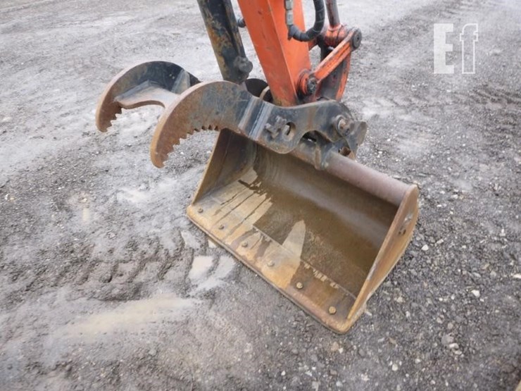 2016-kubota-u25-image-18