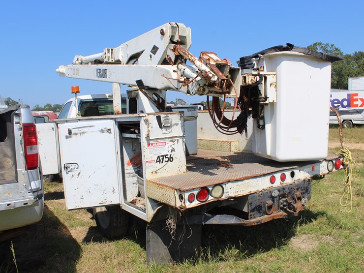 2014-ford-f550-image-3